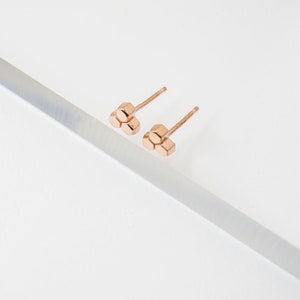 Honigwaben Ohrstecker aus 925er Sterling Silber, Bienen Ohrringe, zierlich, filigran, boho, hippie, Echtsilberschmuck. Waben, Natur, klein