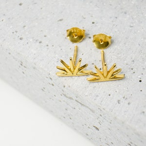 Spike stud earrings made of 925 sterling silver with real gold alloy spikes sun earrings minimalist spike studs filigree small mini