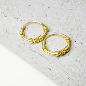 Bali Hoops Gold aus 925er Sterling Silber 12mm Creolen Kreolen mit Echtgoldlegierung, hawaiian Hoops, Hawaii, filigran, mit Schnitzerei