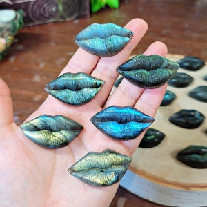 High Flash Labradorite LIPS # C-1000