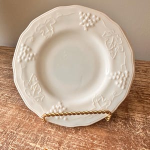 Milk Glass Harvest Colony Grapevine Fruit Plates (2)