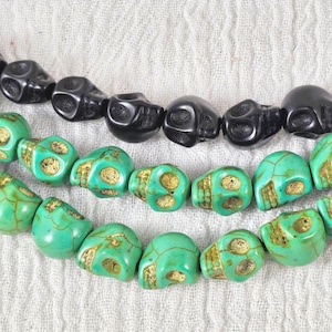 Howlite Skull Beads 10mm, Halloween crafting fun, 39 beads per 16inch strand, Dia De Los Muertos Skull Beads