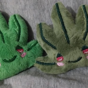 MADE TO ORDER Chill Plant Plush