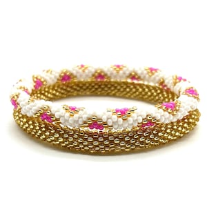 Pärlarmbandsset för kvinnor, armband med fröpärlor, handgjorda armband i Nepal, armband, stapelarmband, vårkollektion, guld- och rosa present