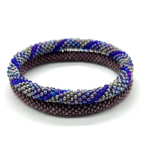 Conjunto de pulseiras de miçangas para mulheres, pulseiras de miçangas, pulseiras artesanais do Nepal, pulseiras charmosas, pulseiras para usar juntas, pulseira enrolada, pulseira floral