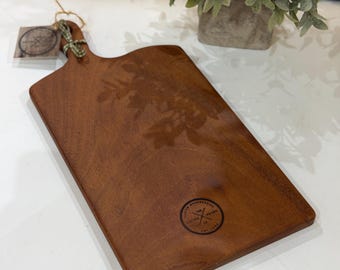 Handcrafted Mahogany Charcuterie Board – 9x18" Serving Tray