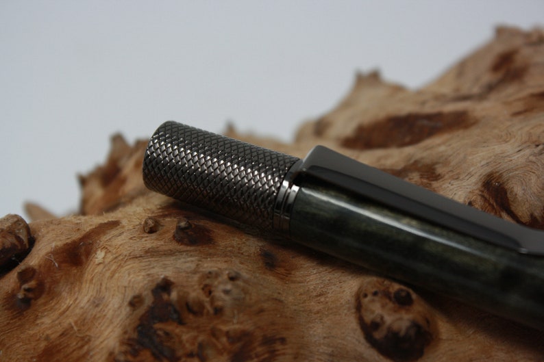 Dyed Cottonwood Elegant Twist Pen