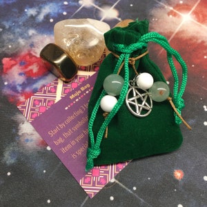 Money and Prosperity Mojo Bag- Magic, charms, witchcraft, witch, wealth, good luck, green aventurine, crystals, gems, Citrine, rituals