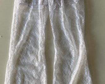 White lace bell bottom pants with built in shorts (LUXDRM)