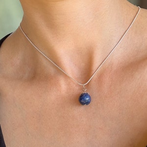 Collier à pendentif en lapis-lazuli : argent sterling, pierre de naissance de septembre