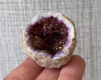 1pc. Cristal de cuarzo coloreado Druzy de Marruecos - Cristal de cuarzo Druzy - Grado A Cúmulo de cristal - Crystal Geode - Dyed Crystal Druzy