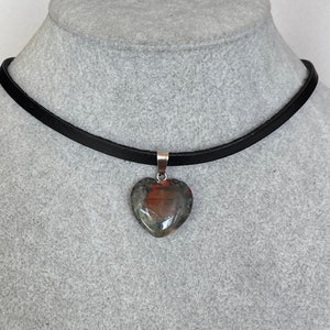 Bloodstone Necklace - Heliotrope Stone - Bloodstone Crystal Choker - Bloodstone Leather - Chakra Healing Gift - Romantic Gift  - Mom Gift
