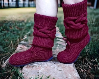 Handcrafted Wool Crochet Slipper Boots with Felt Sole and Detachable Cuffs - Cozy Winter Footwear