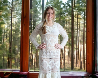 Elegant White Crochet Dress: Perfect for Festivals