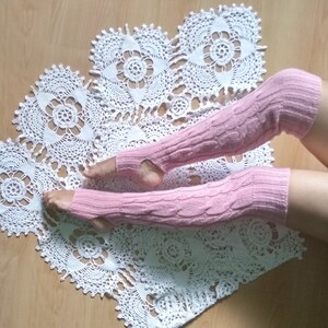 Handmade Pink Leg Warmers: Stylish & Toasty Warmth. image 2