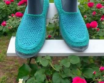 Delicia Turquesa: Pantuflas de verano de crochet hechas a mano para mujer