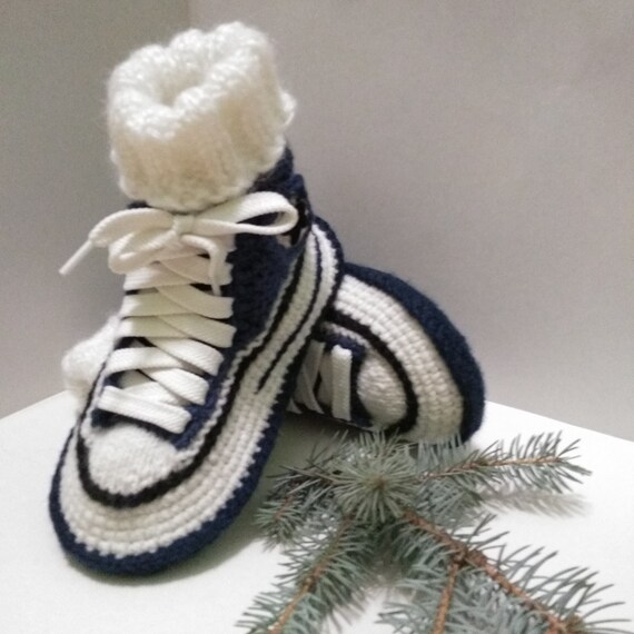 Häkeln Converse Stiefel häkeln Hausschuhe Geschenk Set für Vater und mich gestrickte Converse Sneakers Winter gestrickte Hausschuhe gestrickte Häkeln Converse Stiefel häkeln Hausschuhe Geschenk Set für Vater und mich gestrickte Converse Sneakers Winter gestrickte Hausschuhe gestrickte