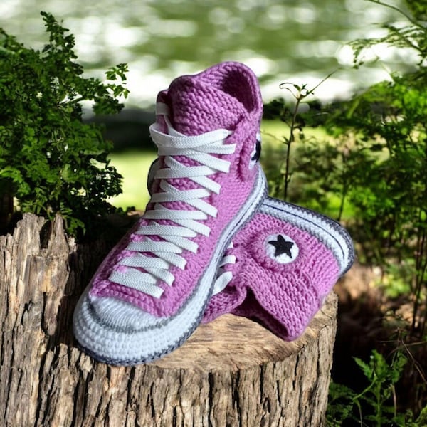 Zapatillas deportivas rosas de ganchillo – Suela de fieltro de lana, fáciles de poner, calzado cómodo hecho a mano.