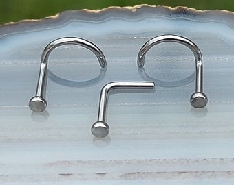 Titanium Nose Ring Stud - Implant Grade - 2mm Disk - 20/18 Gauge - Titanium Nose Piercings - Titanium Nose Studs - Titanium Jewelry
