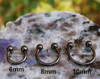 Horseshoe Septum Ring, Barbell Septum Ring, Tragus Earring, Septum Piercing, Tragus Piercing, Horseshoe Circular Barbell, Conch, Rook, Snug