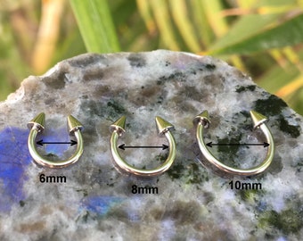 Spiked Horseshoe Septum Ring, Tragus Earring, Septum Piercing, Tragus Piercing, Horseshoe Circular Barbell, Conch, Rook, Snug