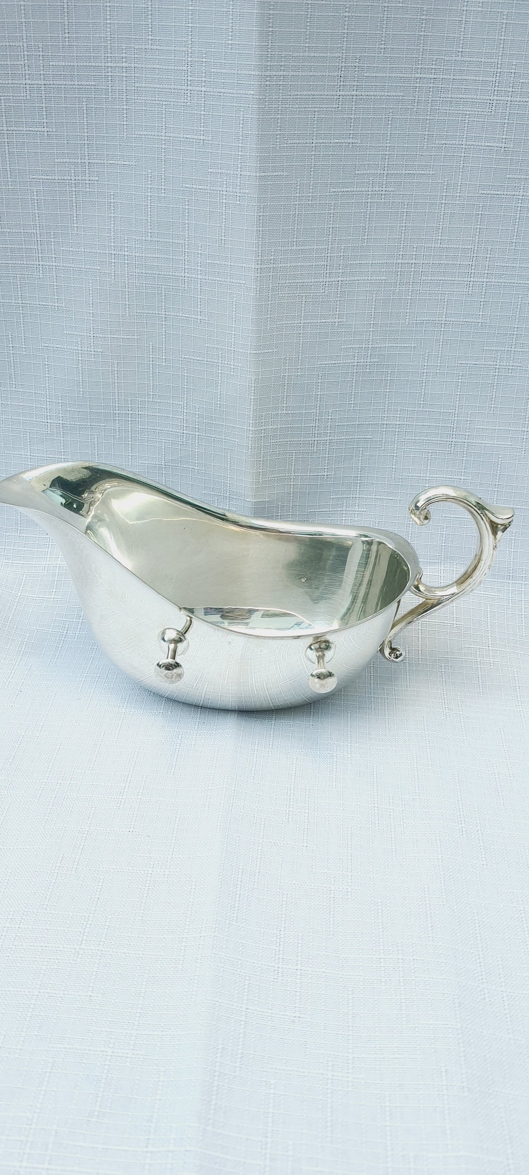 Vintage Silver Plated Gravy Boat/ Silverplate Gravy Sauce Boat With