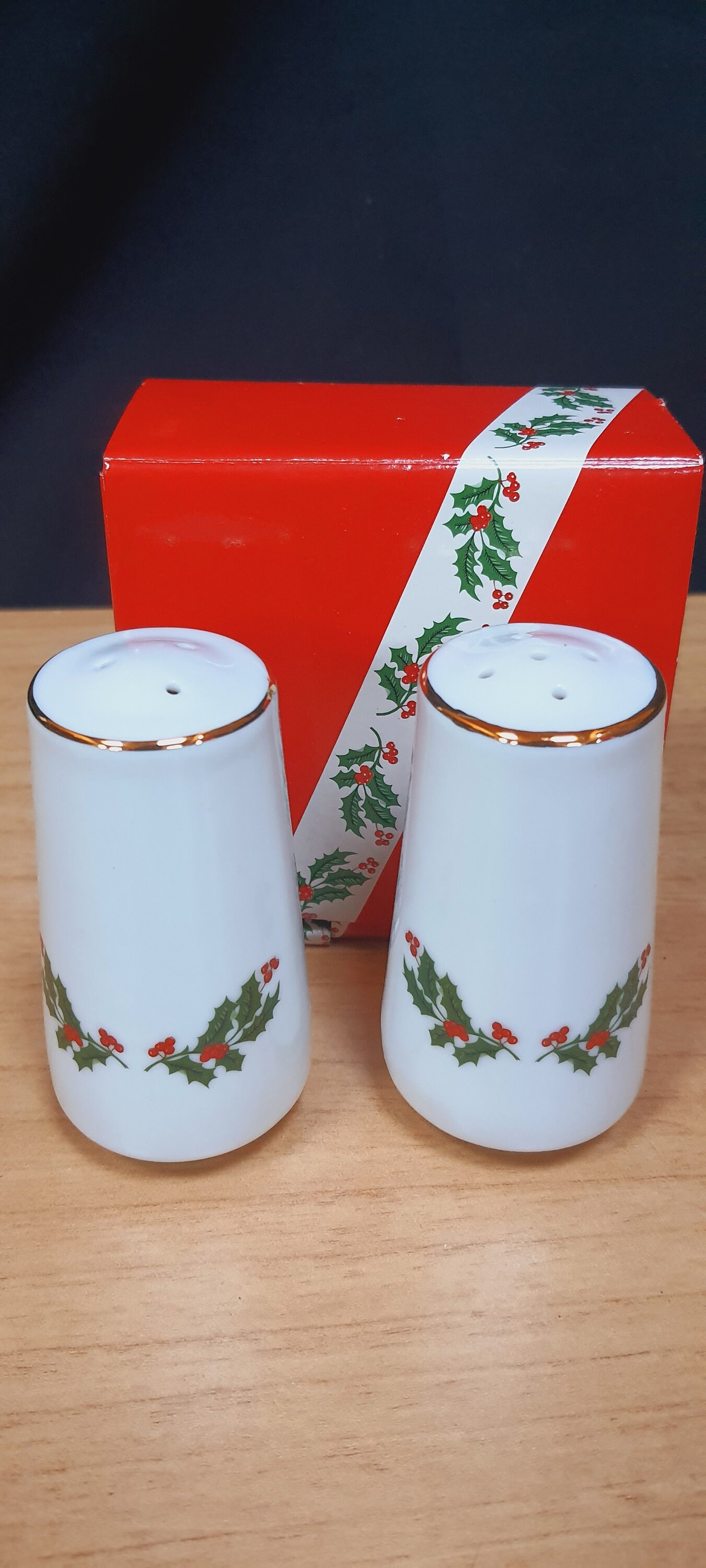 2 Christmas Holly Berry Salt and Pepper Shakers Japan, Porcelain
