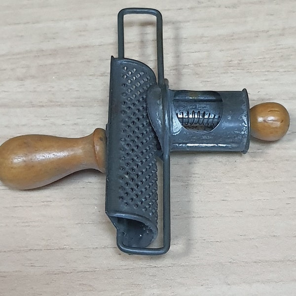 Antique Nutmeg Grinder Etsy