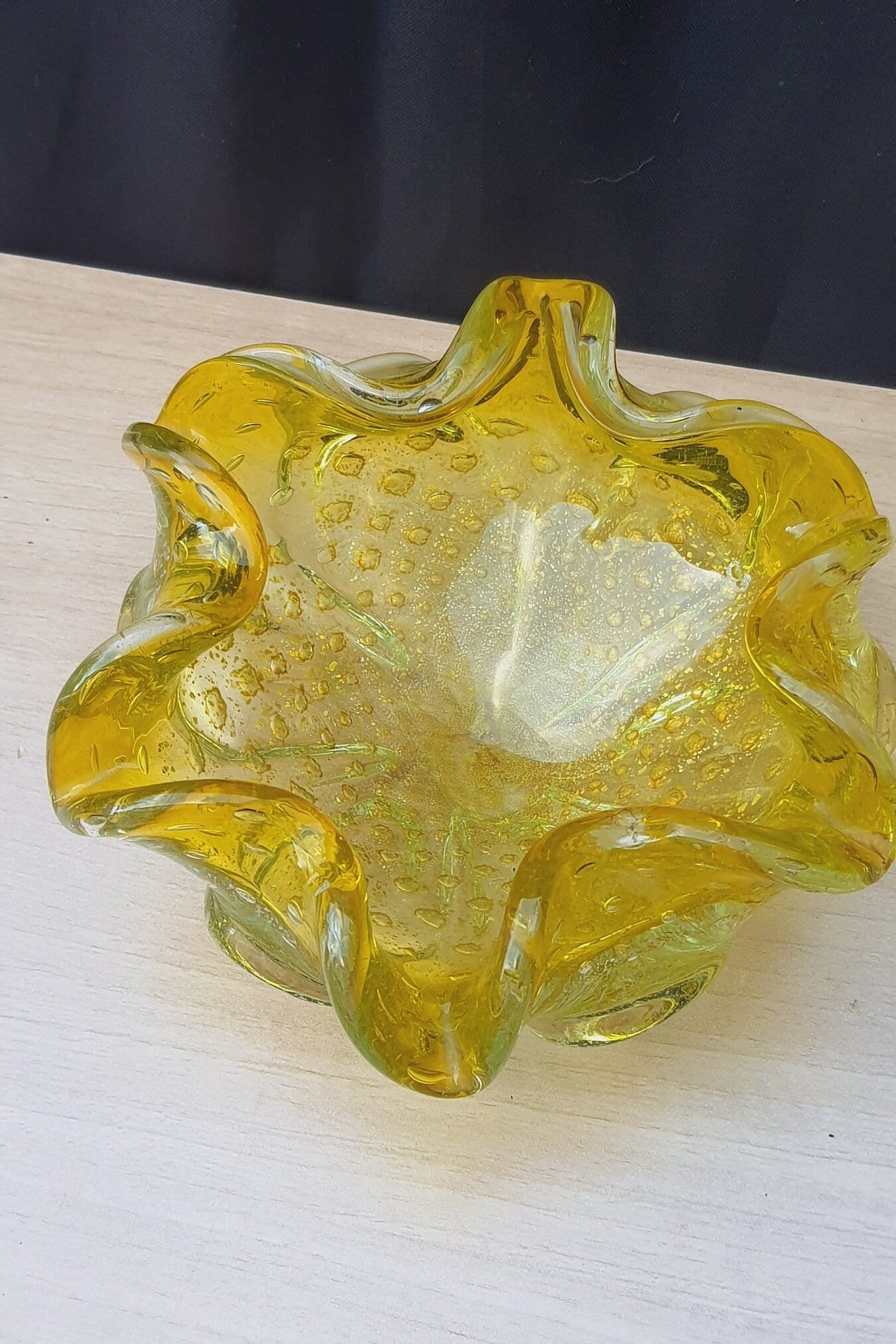 MURANO GLASS 蓋物 イエロー ミルフィオリ お碗 Vintage Murano Glass Ashtray Bowl Italian Clear W/ Gold Flecks