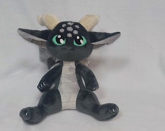 Peluche de dragón personalizado. Peluche de monstruo. Muñeco coleccionable.