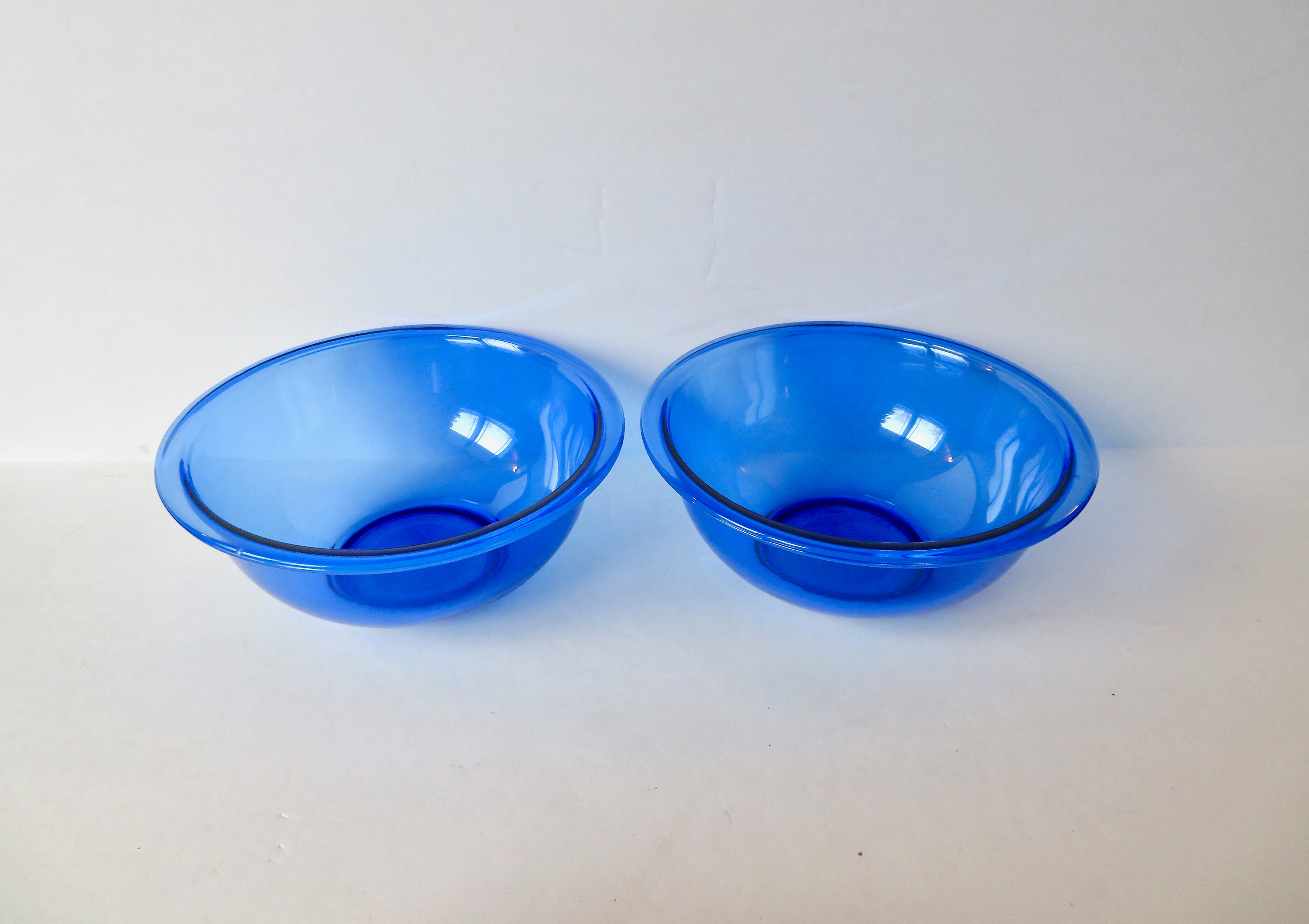 Vintage Pyrex Originals Cobalt Blue Glass Flanged Top Baking Mixing Bowls Set Lot of 2 8 1 2 Diameter 323 1.5 Liter Etsy Ireland