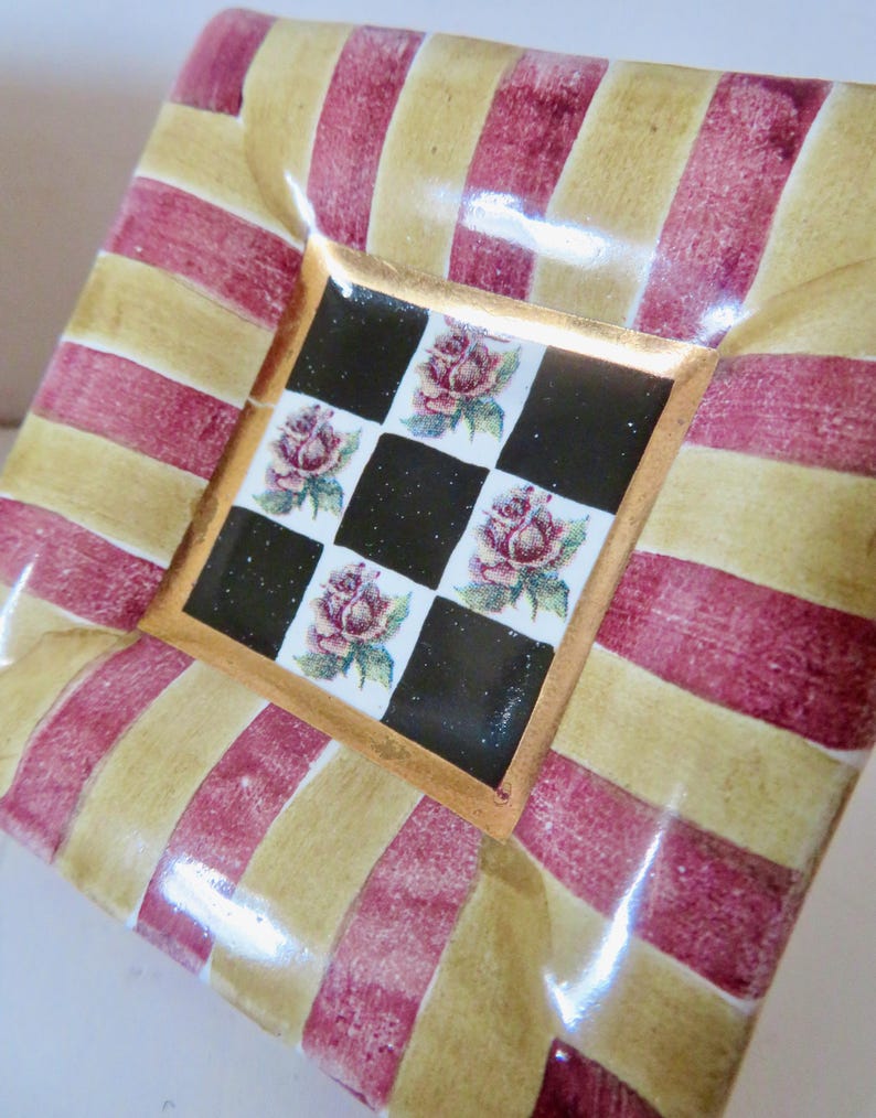 vintage bouton en céramique MacKenzie Childs – poignée de tiroir floral rose rayé peint à la main image 6