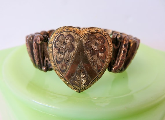 Vintage 40s 50s Fine Jewelry Floral Engraved Lust… - image 4