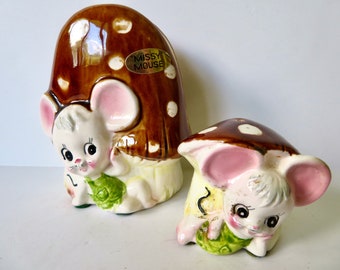 Vintage 60s 70s Enesco Missy Mouse Ceramic Napkin Holder and Shaker Set - Mushroom Anthropomorphic Mice Kitchen Decor - Table Decoration