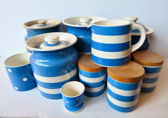 Vintage TG Green England Cloverleaf Blue White Domino Ware Ceramic 