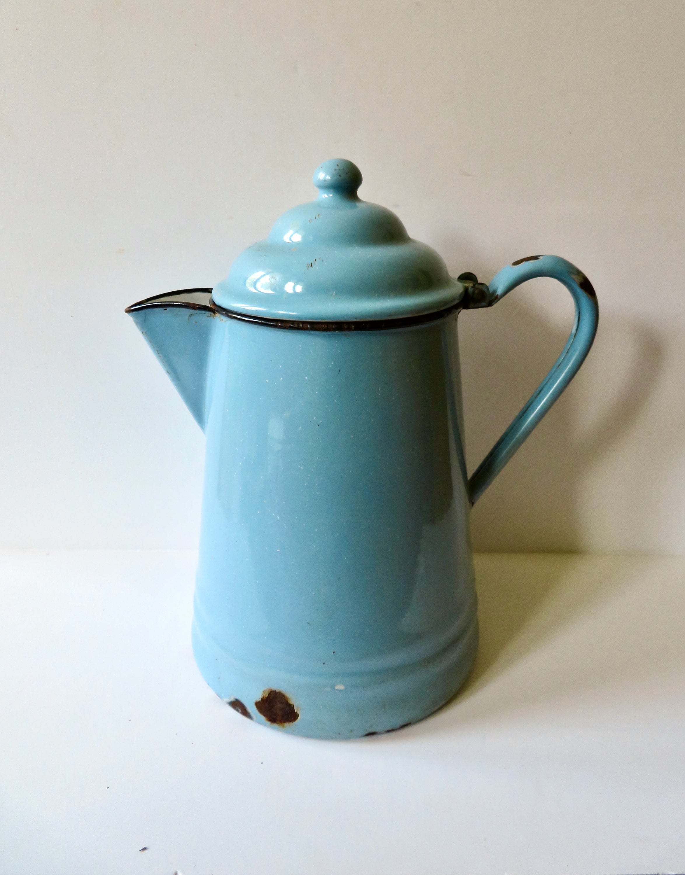 Bargain John's Antiques  Antique Graniteware Blue and White Coffee Pot  with Removable Lid - Bargain John's Antiques