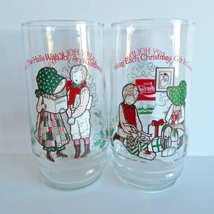 Vintage 80s 1980 Holly Hobbie Set of 2 Two Christmas Drinking Glasses - Glass Tumblers - American Greetings - Coca Cola - Robby - Character