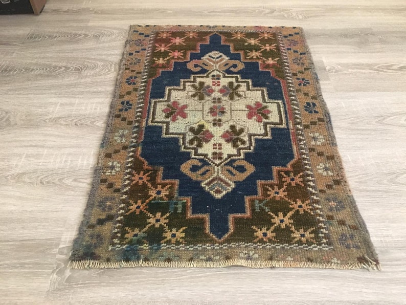 19x27ft 59x87 Small Blue Rug Decor Image 0