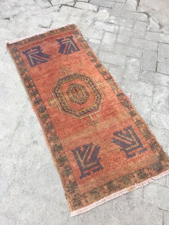 petit tapis antique petit vintage tapis desing petit tapis tapis de oushak petit s117 x - Petit Tapis petit tapis antique petit vintage tapis desing petit tapis tapis de oushak petit s117 x - Petit Tapis