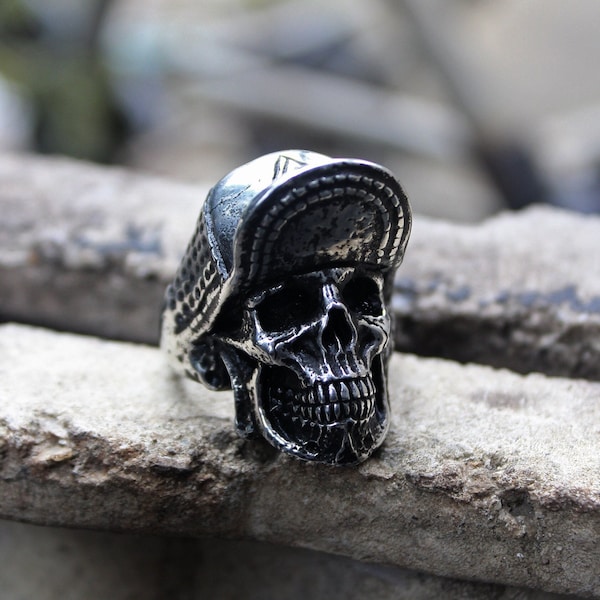 Snapback Hardcore Punk skull ring, handmade lead free pewter skull rings, perfect halloween gift for your loved ones