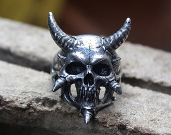 Devil horns monster demonic skull ring, handmade lead free pewter ring, perfect gift for your loved ones