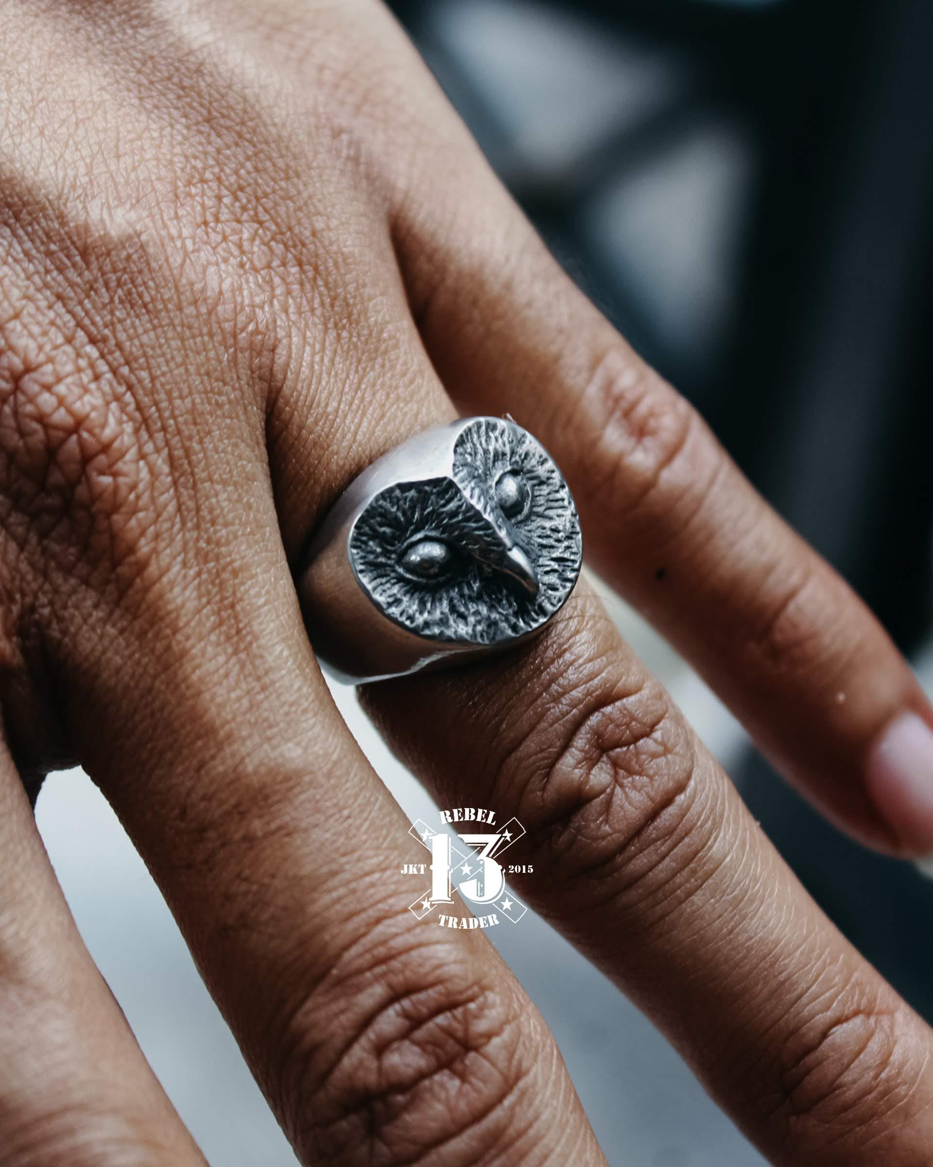 handmade barn owl simple night bird ring, oxidized lead free pewter animal ring. perfect gift for yo