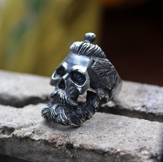 Pewter outlet skull ring