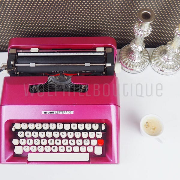 Typewriter Olivetti / Fully Working Manual Vintage Typewriter / Portable Typewriter