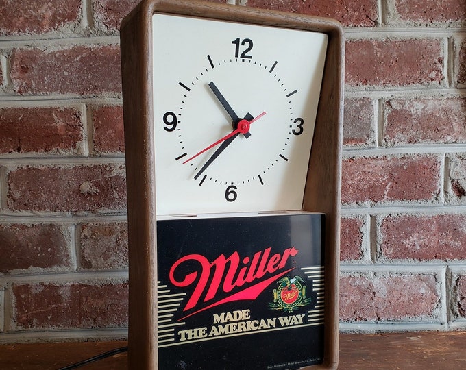 Vintage Miller Beer Clock, Miller Made the American Way, 1980's Beer Sign, Vintage Beer Light