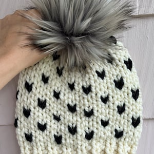 tiny hearts beanie | cream + charcoal | faux fur pom