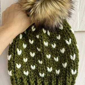 tiny hearts beanie | cilantro green | faux fur pom