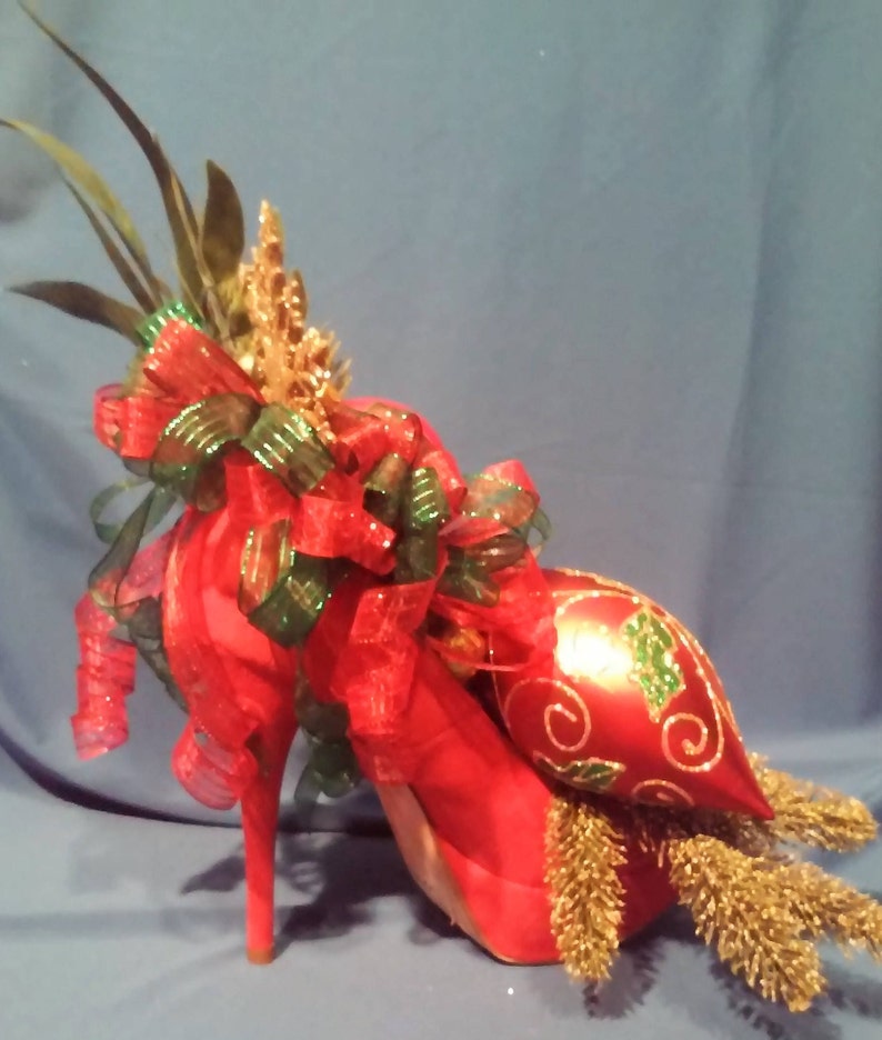 Traditional Xmas Stiletto Arrangement