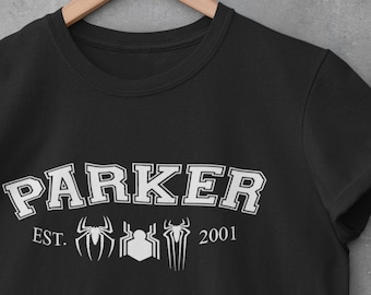 パーカー EST. 2001 スパイダー T シャツ - 大人用ユニセックス パーカー / スウェットシャツ / T シャツ - お父さんシャツ - 彼または彼女への父の日ギフト