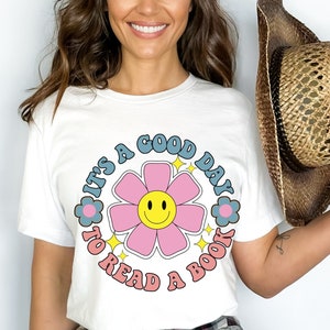 It&#39;s A Good Day To Read A Book T-Shirt, Book Lover Tee, Hippie Reader T Shirt, Boho Vibes Shirt, Hippie Happy Face Flower Tshirt, Retro Top